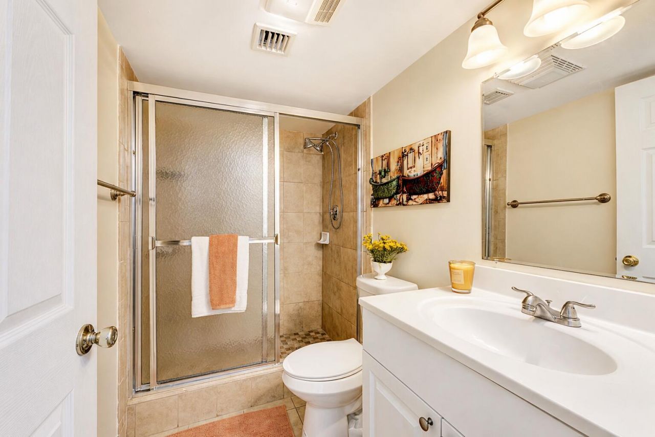 9960 Pineapple Tree Drive, Unit 109, Boynton Beach, FL 33436 Photo