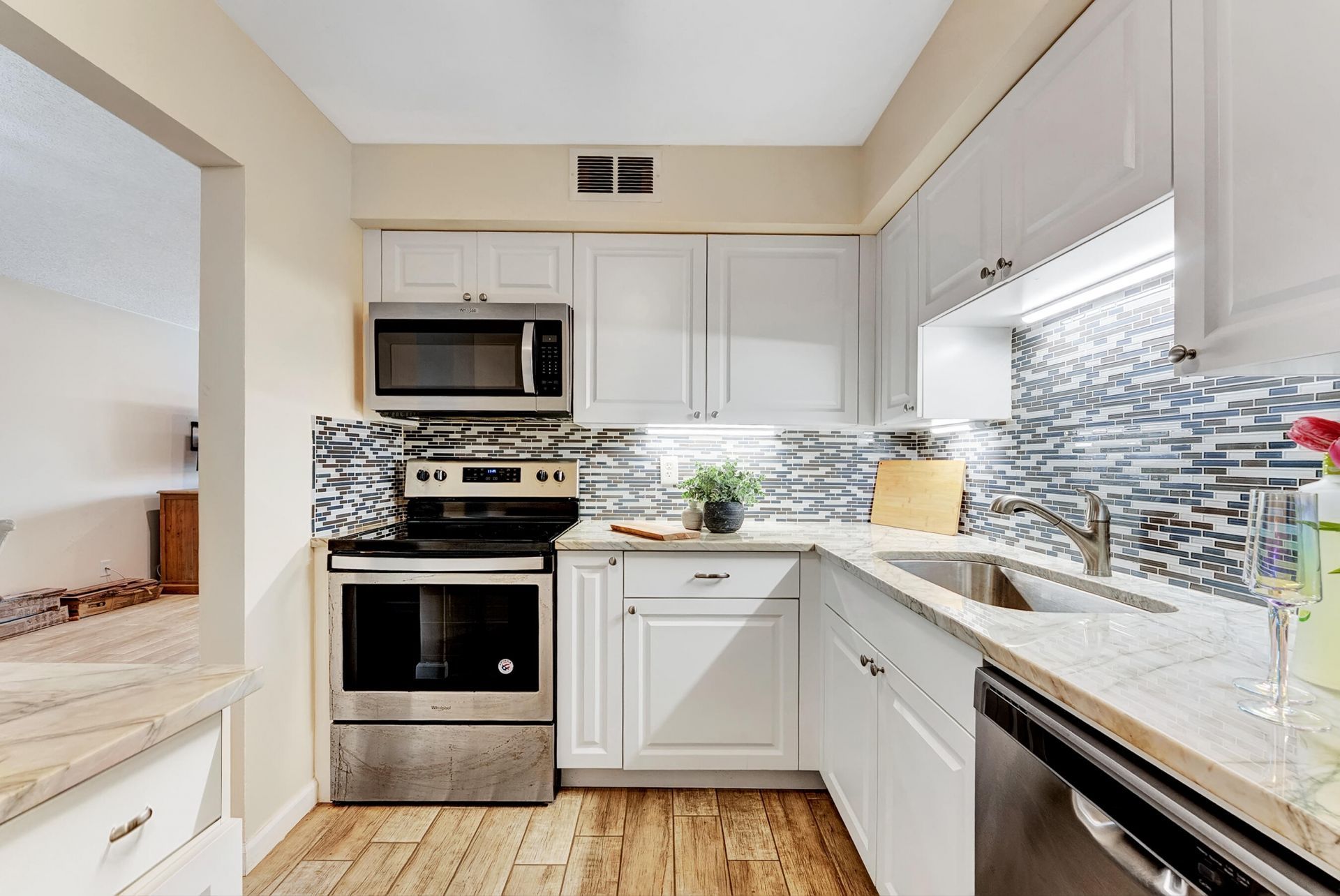 9960 Pineapple Tree Drive, Unit 109, Boynton Beach, FL 33436 Photo