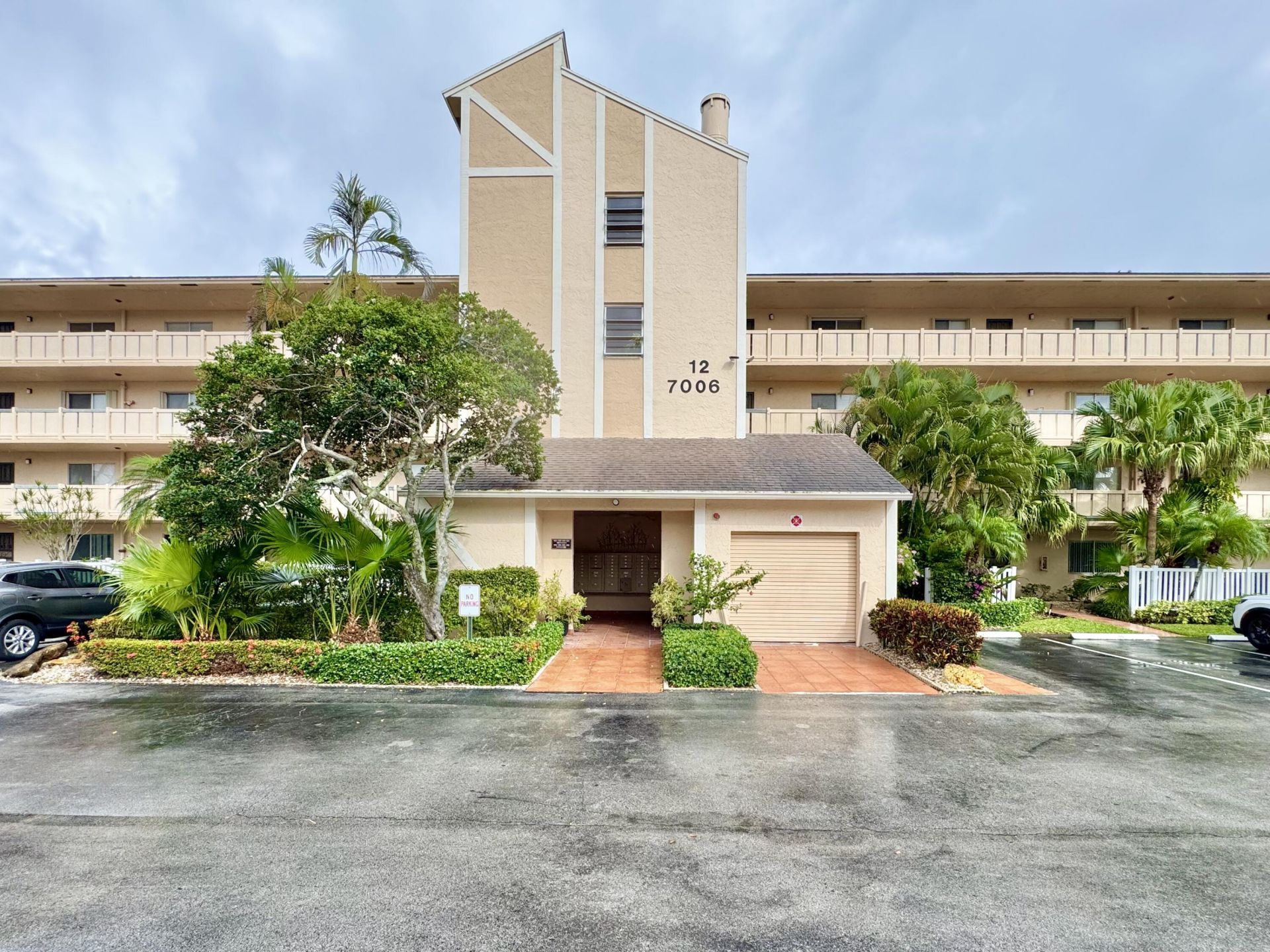 7006 Huntington Lane, Delray Beach, FL 33446 Photo