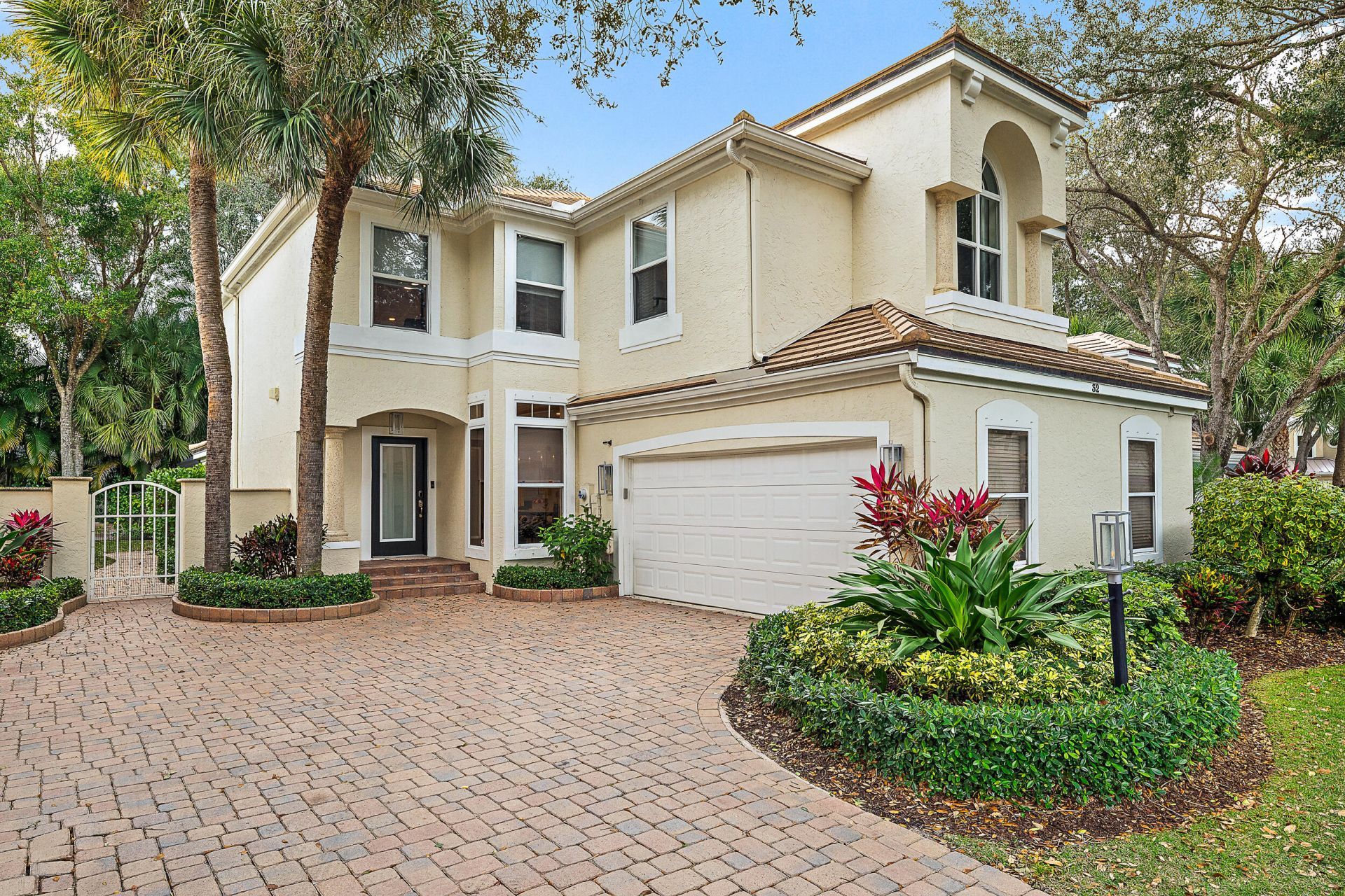 32 Grand Bay Circle, Juno Beach, FL 33408 Photo