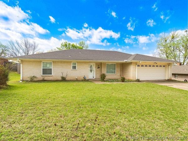 1915 E 15th Street , Ada, OK 74820