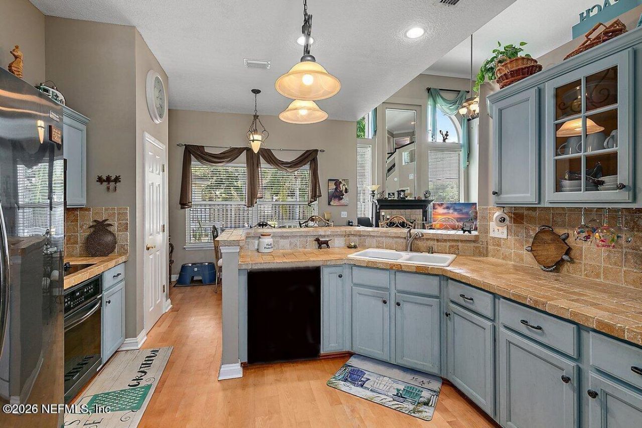 2884 St Maarten Court, Jacksonville Beach, FL 32250 Photo