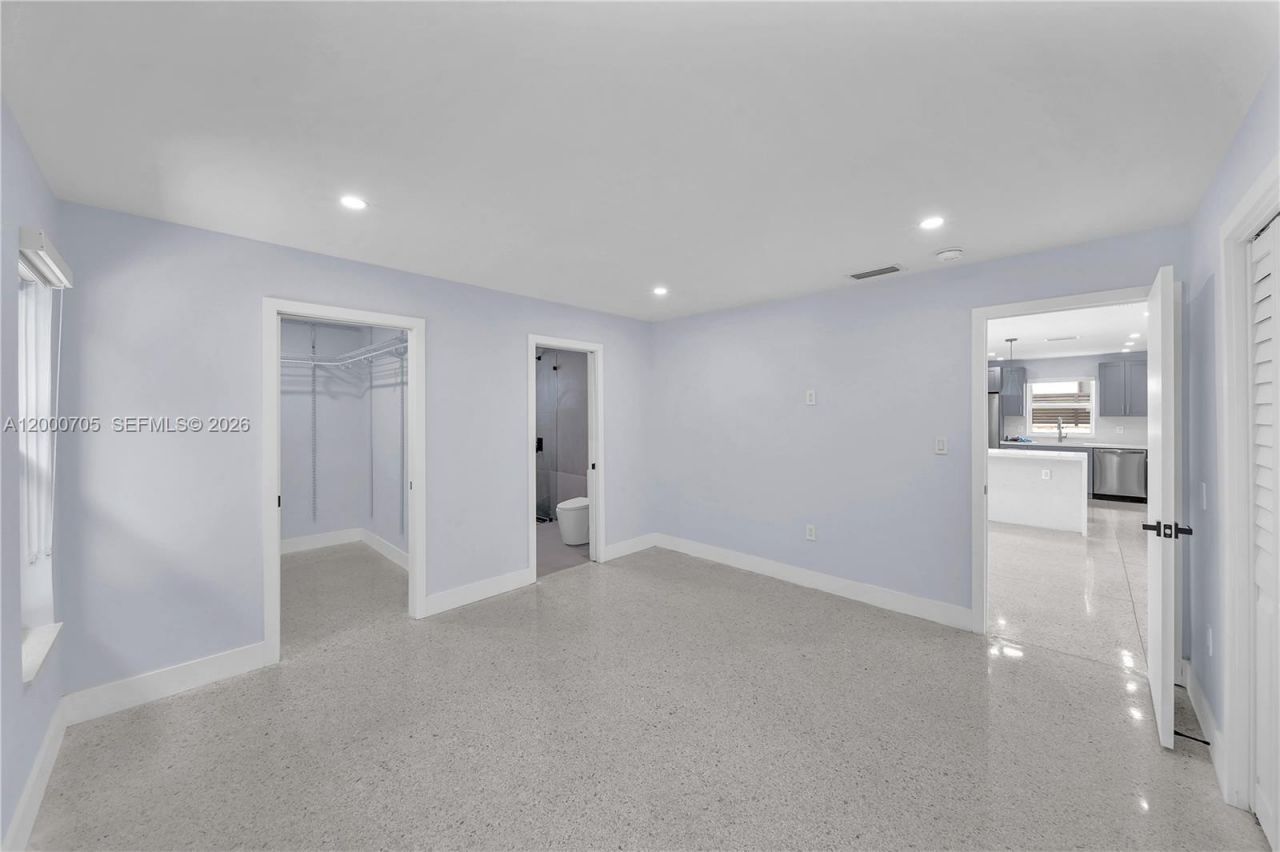 2311 SW 23rd St, Miami, FL 33145 Photo