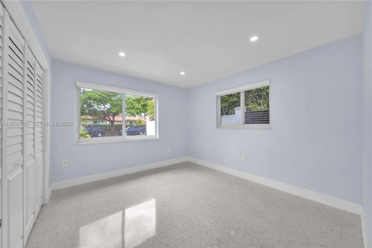 2311 SW 23rd St, Miami, FL 33145 Photo