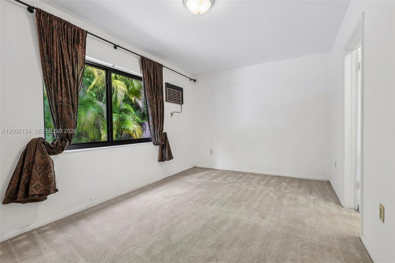 7885 SW 179th Ter , Palmetto Bay, FL 33157 Photo