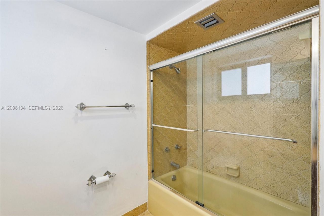 7885 SW 179th Ter , Palmetto Bay, FL 33157 Photo