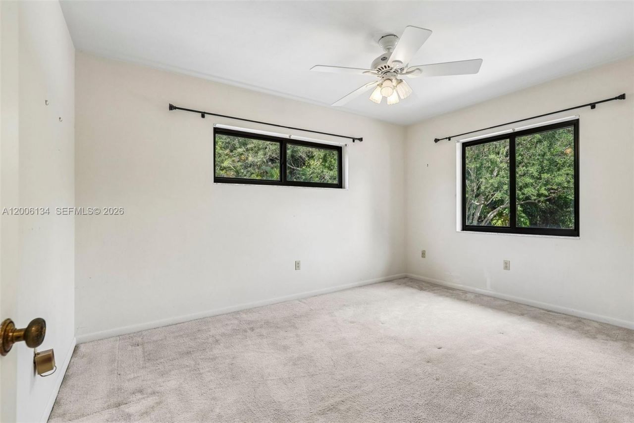 7885 SW 179th Ter , Palmetto Bay, FL 33157 Photo