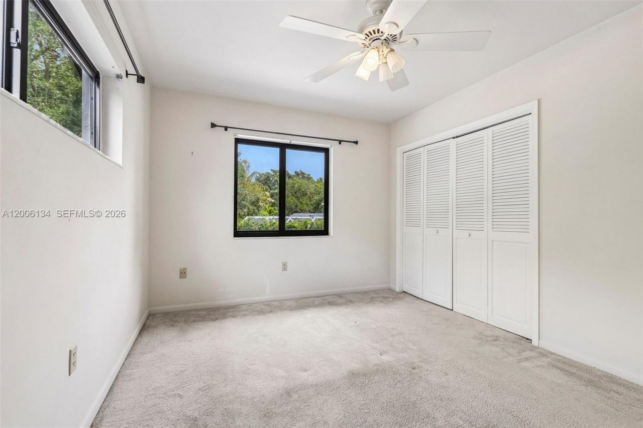 7885 SW 179th Ter , Palmetto Bay, FL 33157 Photo