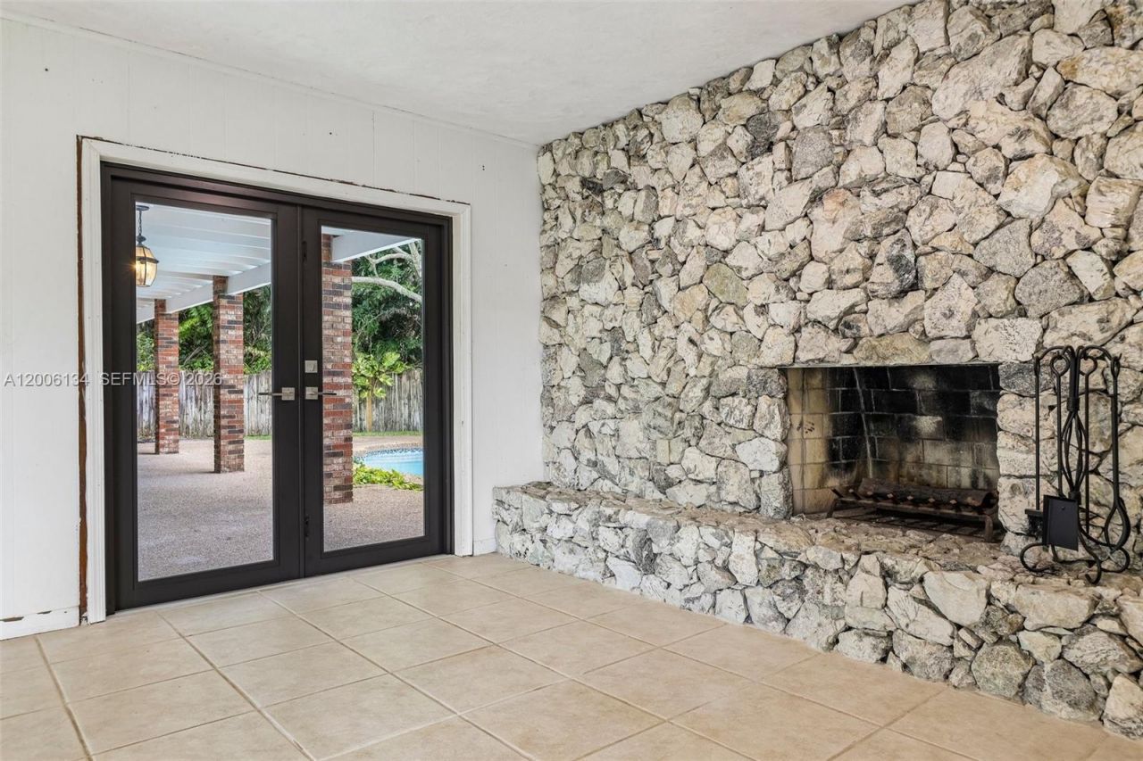 7885 SW 179th Ter , Palmetto Bay, FL 33157 Photo