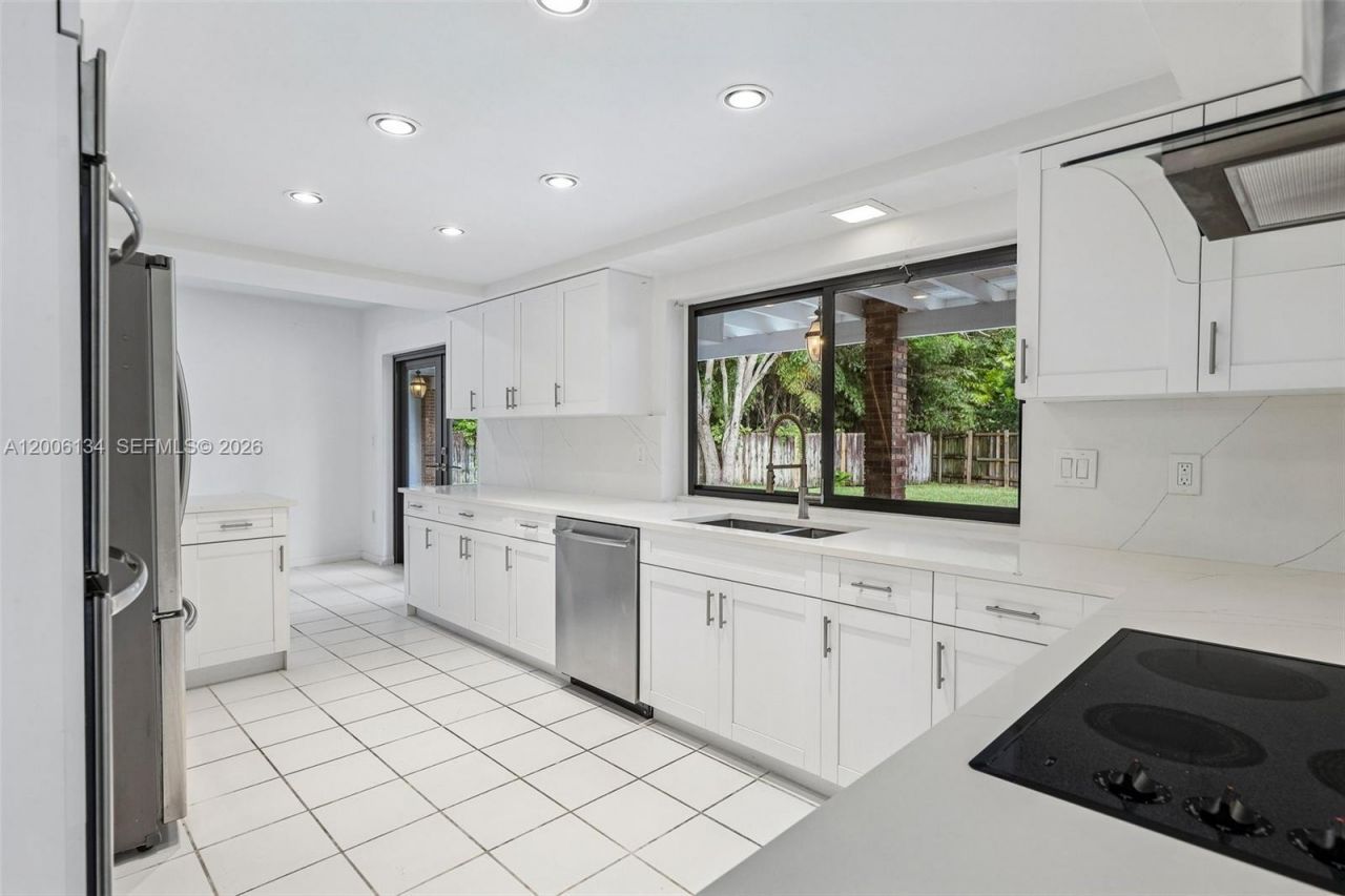7885 SW 179th Ter , Palmetto Bay, FL 33157 Photo