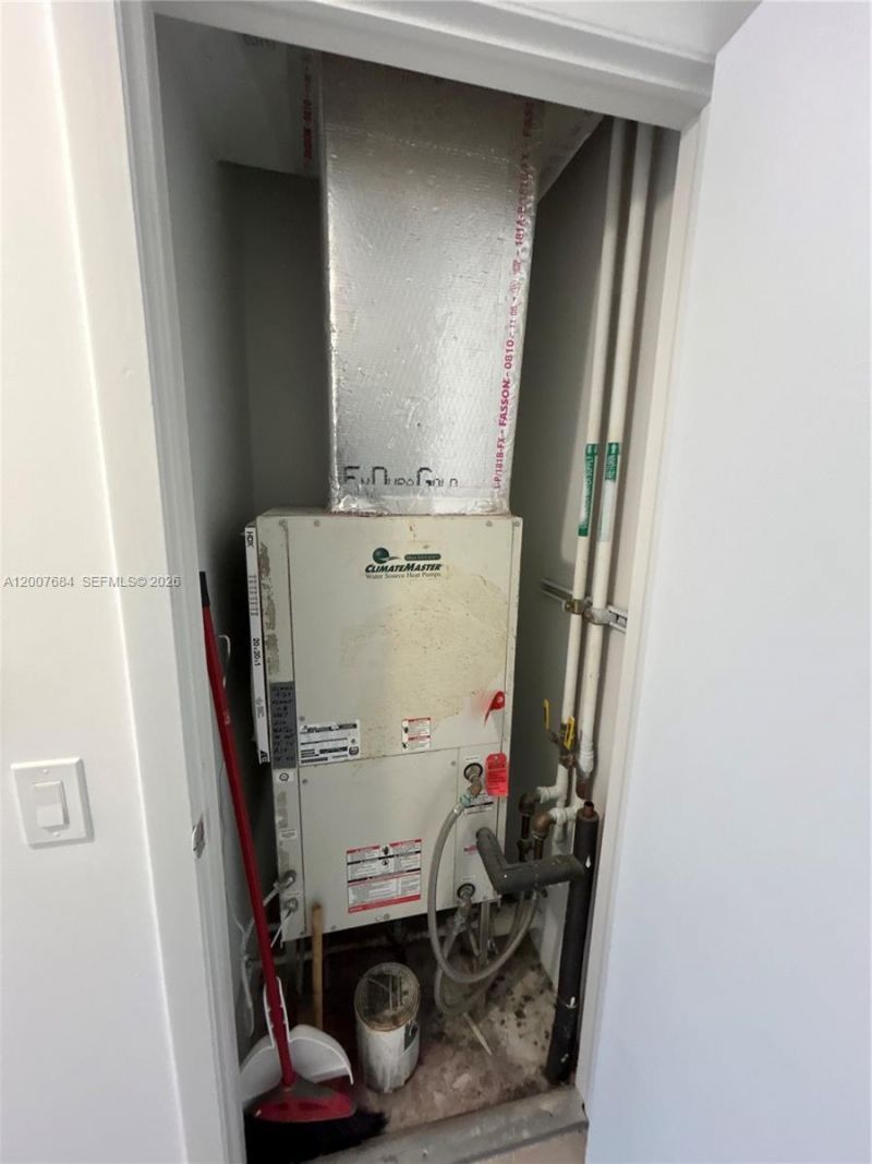 41 SE 5th St , Unit 703, Miami, FL 33131 Photo