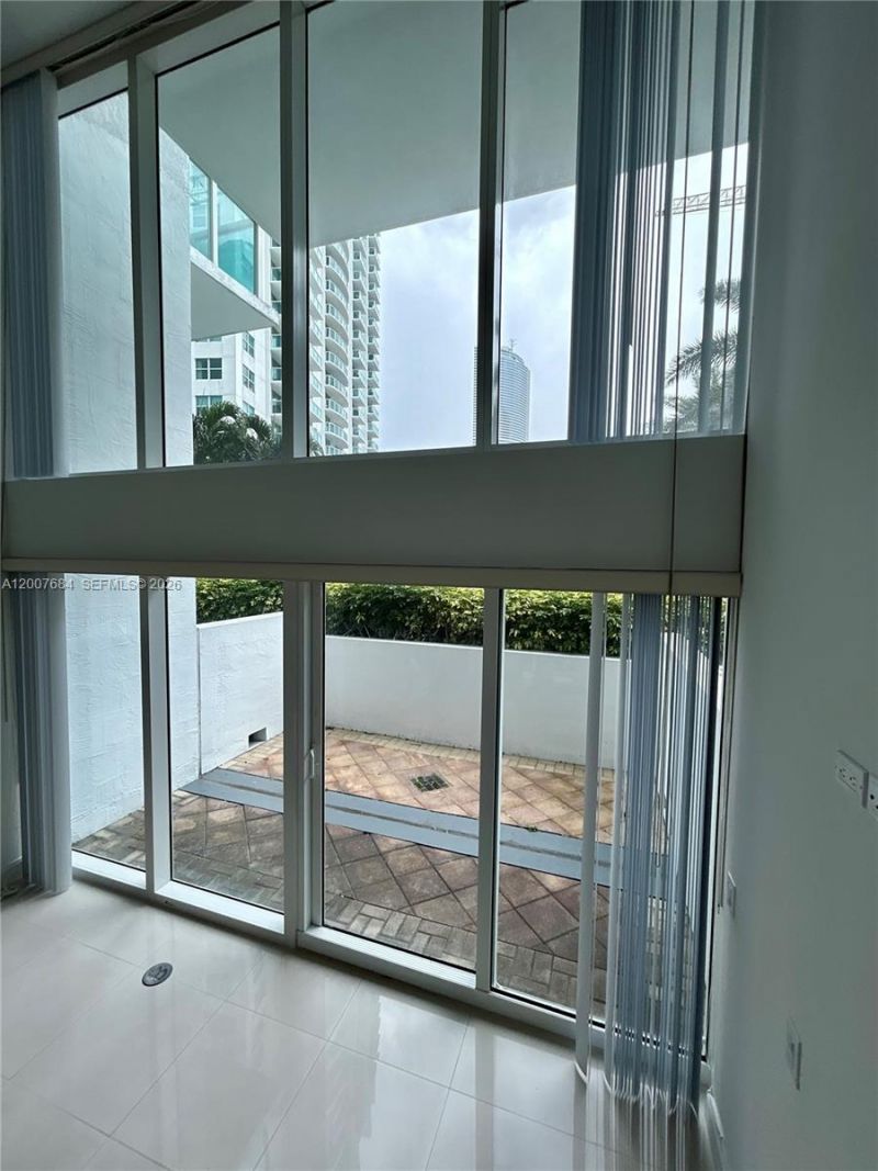 41 SE 5th St , Unit 703, Miami, FL 33131 Photo