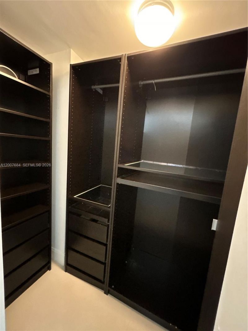41 SE 5th St , Unit 703, Miami, FL 33131 Photo