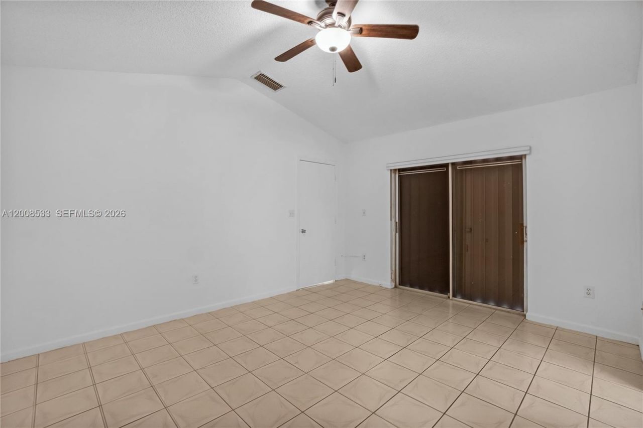 18825 NW 52nd Ct, Miami Gardens, FL 33055 Photo