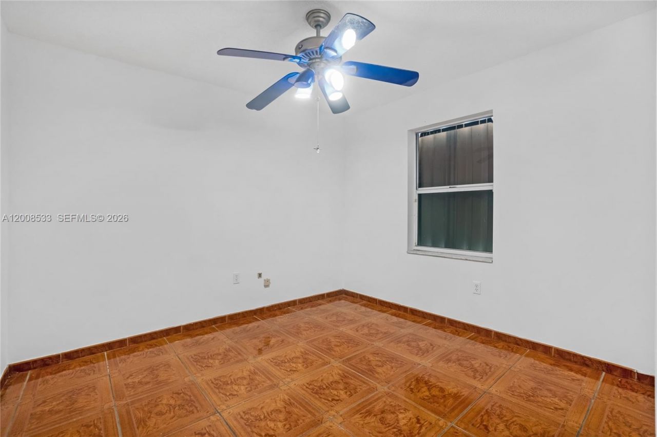 18825 NW 52nd Ct, Miami Gardens, FL 33055 Photo