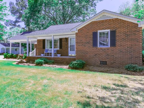 113 W Church Street , Beulaville, NC 28518