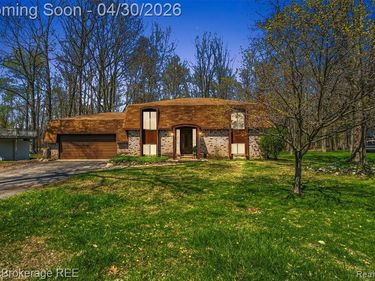 5380 Prentis Road, Waterford Twp, MI 48327