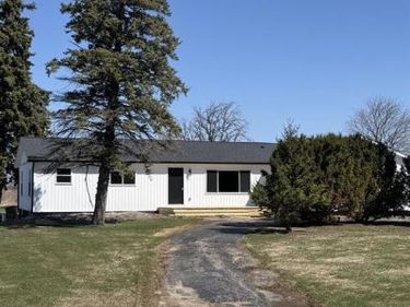5614 Marlette Road, Marlette, MI 48453