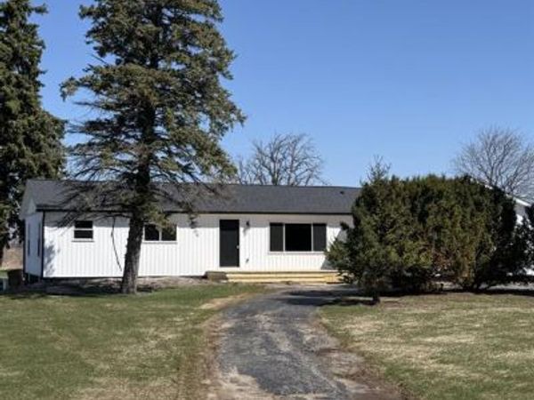 5614 Marlette Road , Marlette, MI 48453