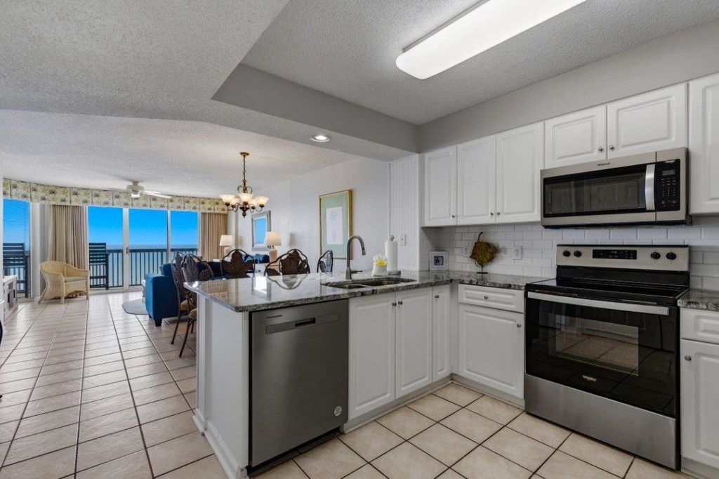 102 N Ocean Blvd. Photo 16