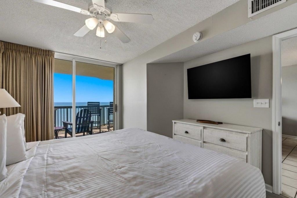 102 N Ocean Blvd. Photo 19