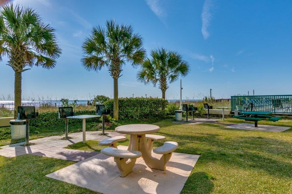 102 N Ocean Blvd. Photo 33