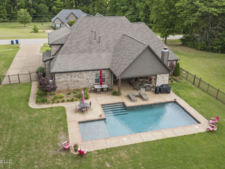 Property Image 46