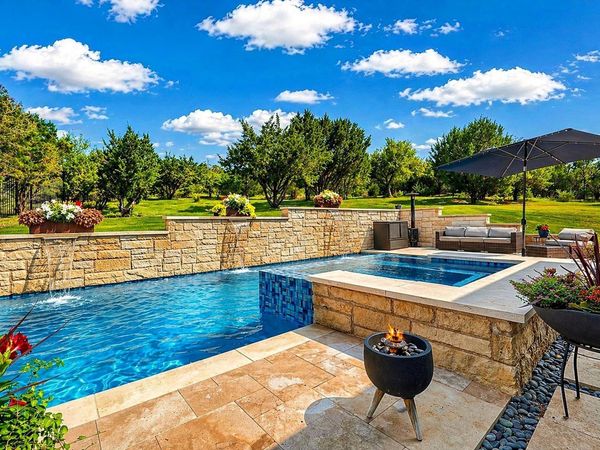 245 Bristlecone DR, Driftwood, TX 78619