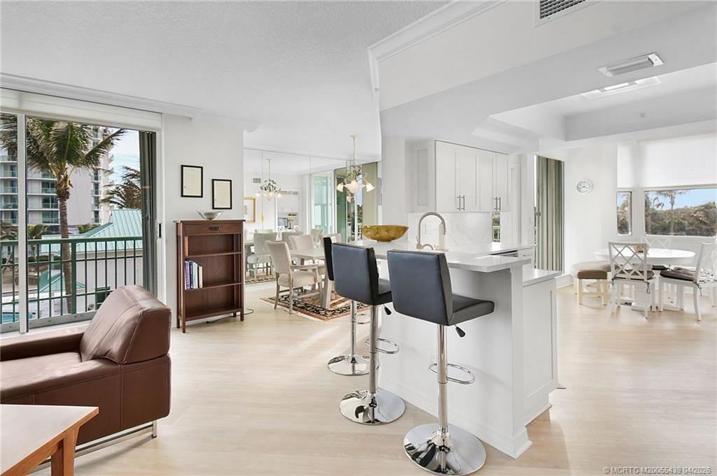 8600 S Ocean Drive, Unit 306, Jensen Beach, FL 34957 Photo