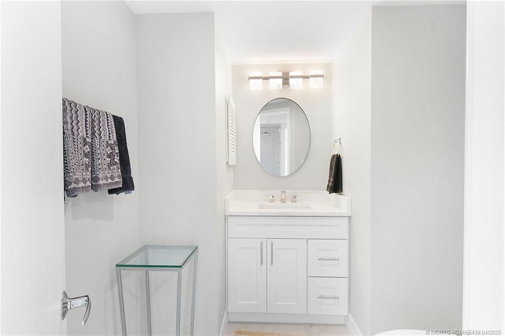 8600 S Ocean Drive, Unit 306, Jensen Beach, FL 34957 Photo