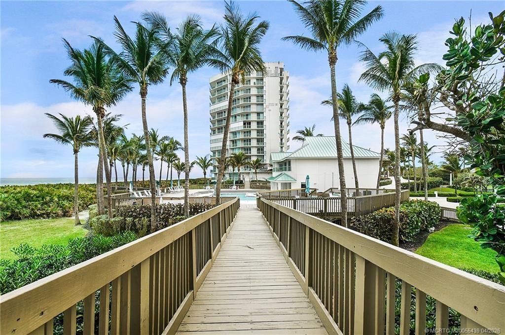 8600 S Ocean Drive, Unit 306, Jensen Beach, FL 34957 Photo