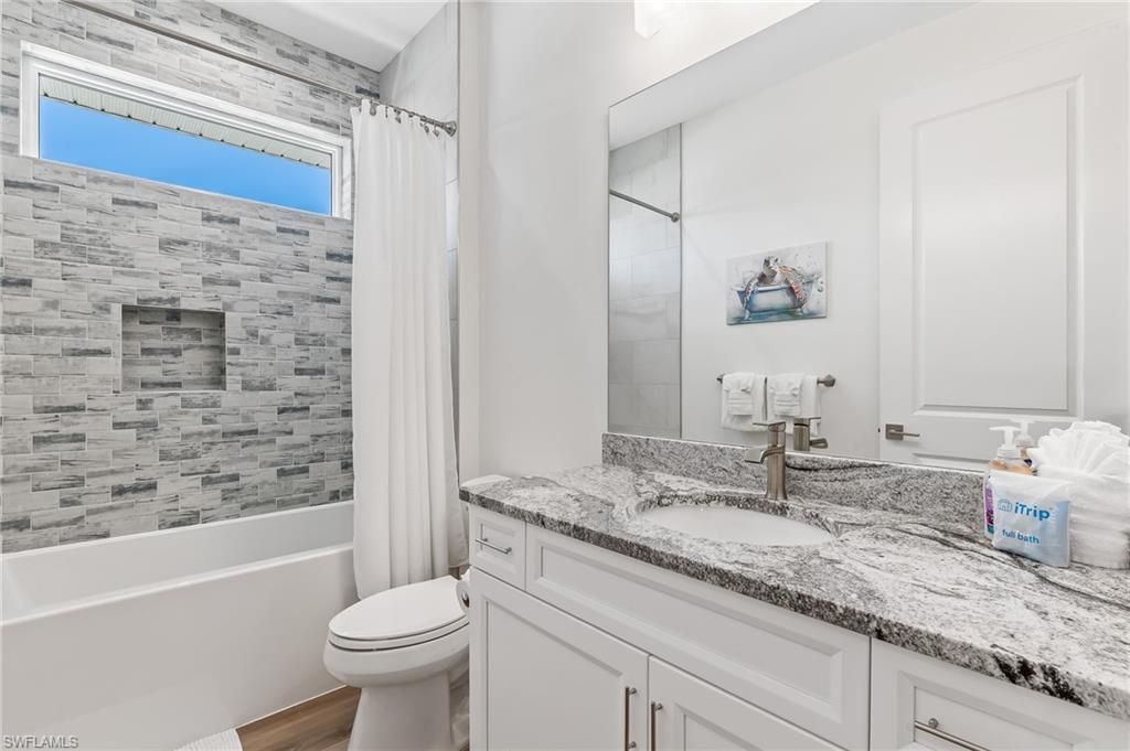 5809 Lauder St, Fort Myers Beach, FL 33931 Photo