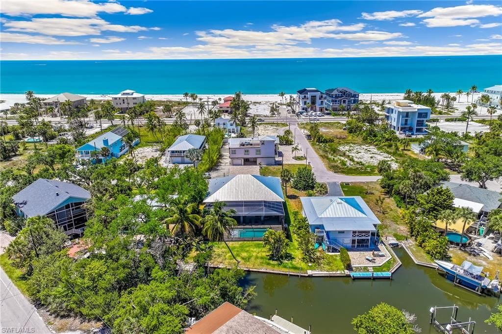 5809 Lauder St, Fort Myers Beach, FL 33931 Photo
