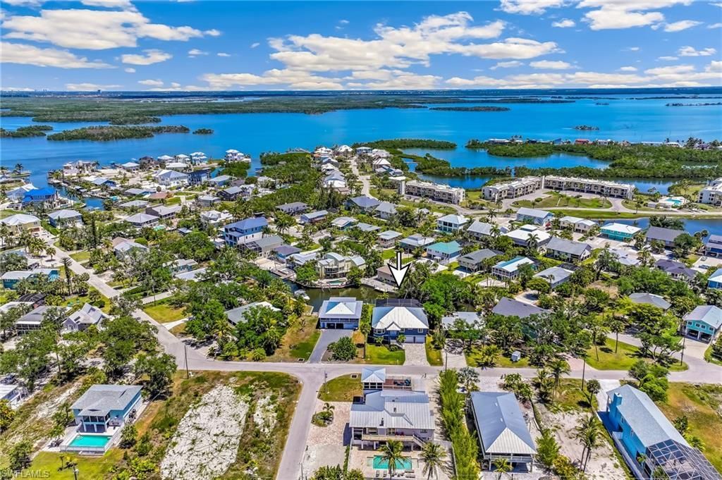 5809 Lauder St, Fort Myers Beach, FL 33931 Photo