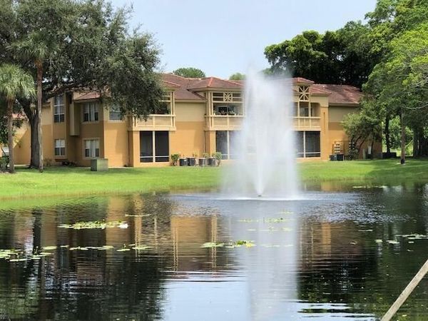 4767 Via Palm Lakes, Unit 206, West Palm Beach, FL 33417