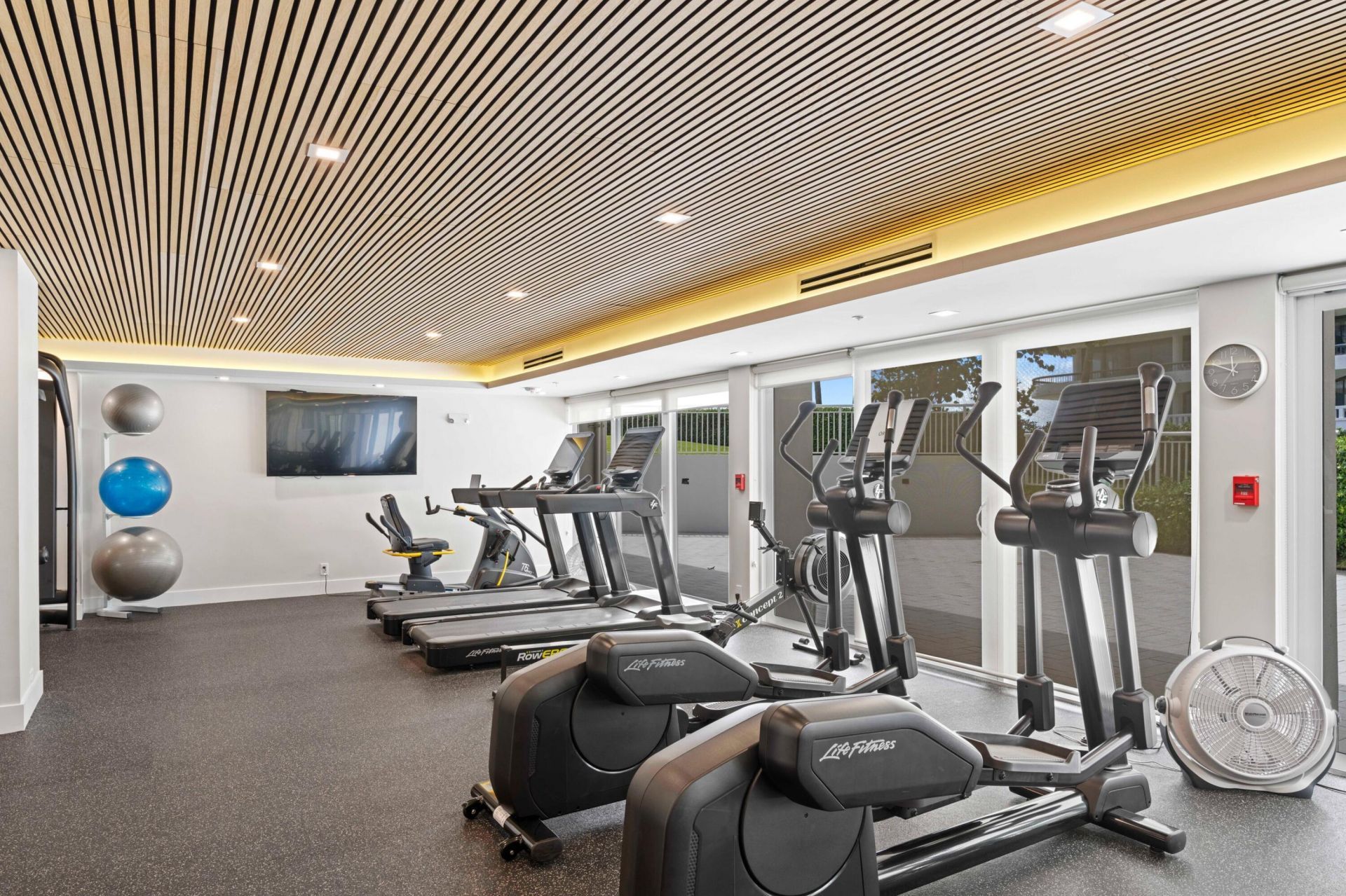 2600 S Ocean Boulevard, Unit 202w, Palm Beach, FL 33480 Photo