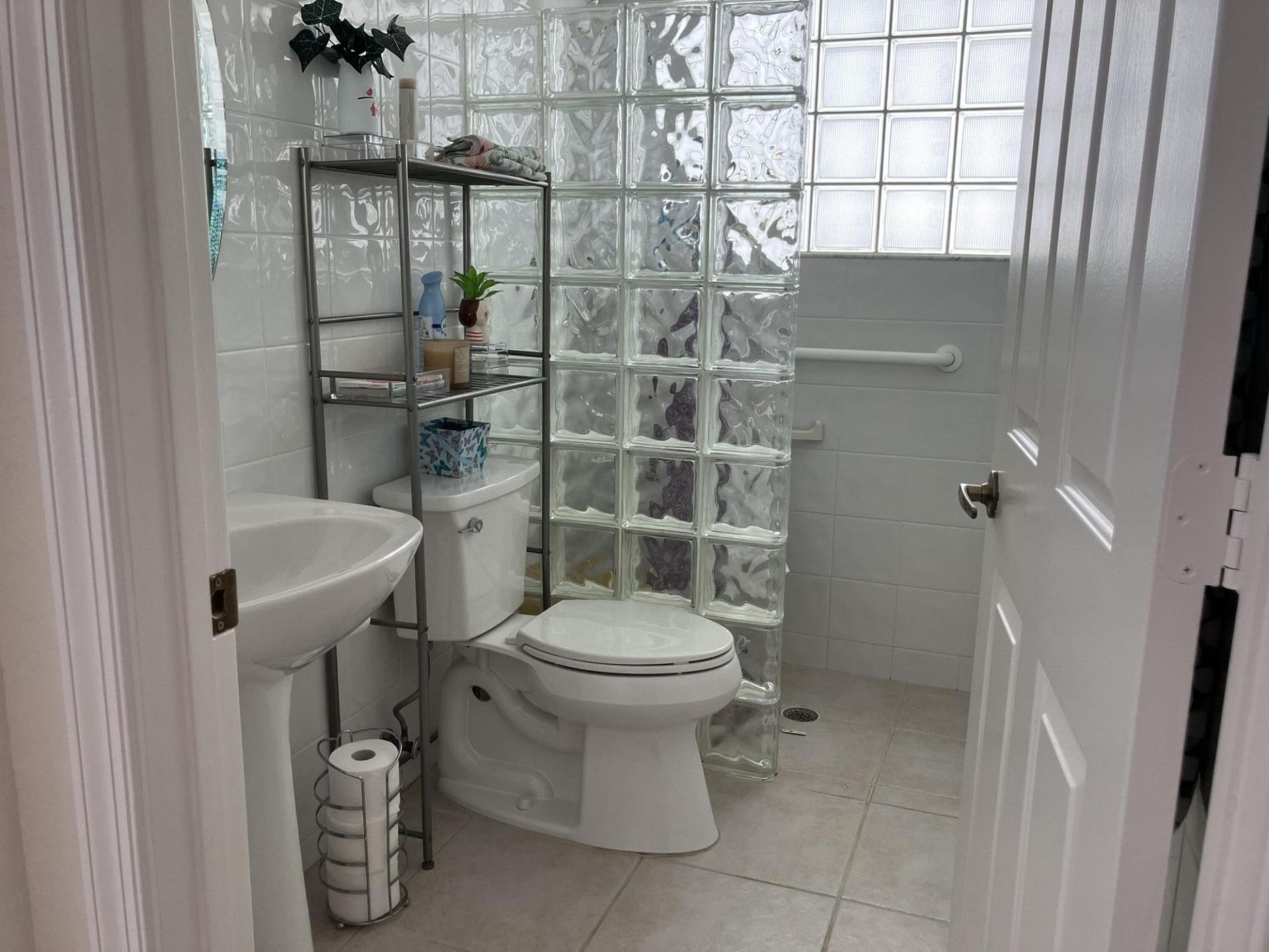 10034 Diamond Lake Drive, Boynton Beach, FL 33437 Photo