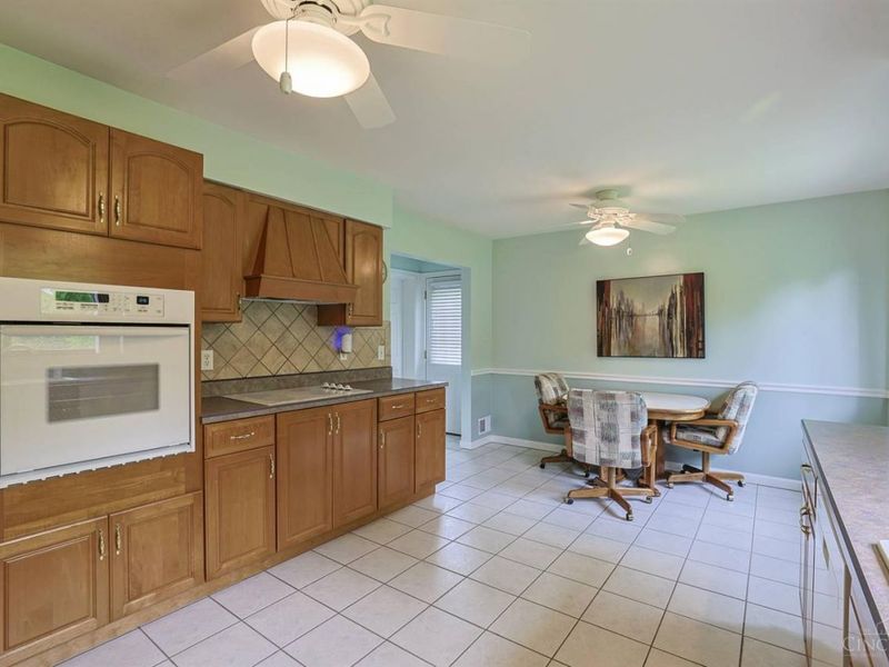 2110 Simbury Court, Cincinnati, OH 45224 Photo 13