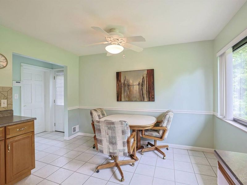 2110 Simbury Court, Cincinnati, OH 45224 Photo 14