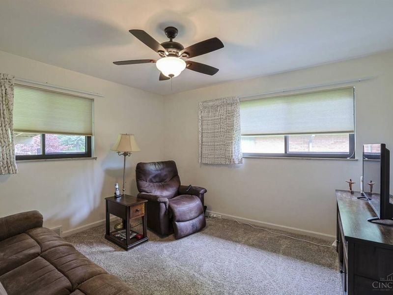 2110 Simbury Court, Cincinnati, OH 45224 Photo 17