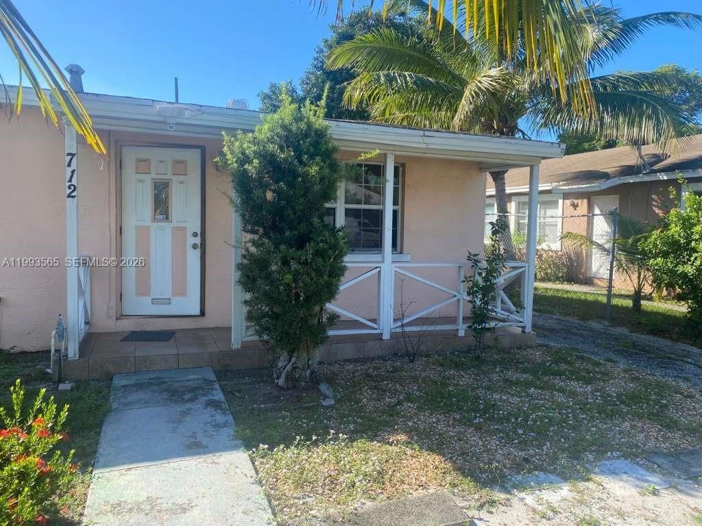 712 57th St , West Palm Beach, FL 33407 Photo