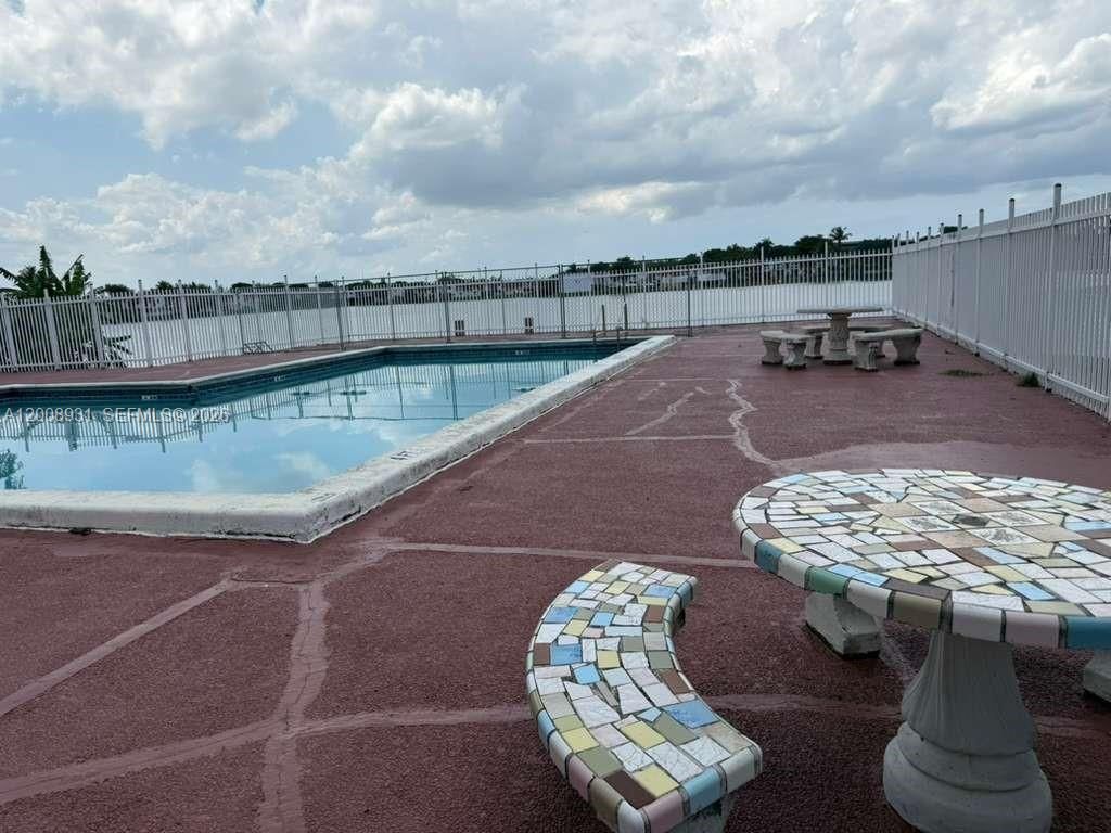 300 NW 107th Ave, Unit 103, Miami, FL 33172 Photo