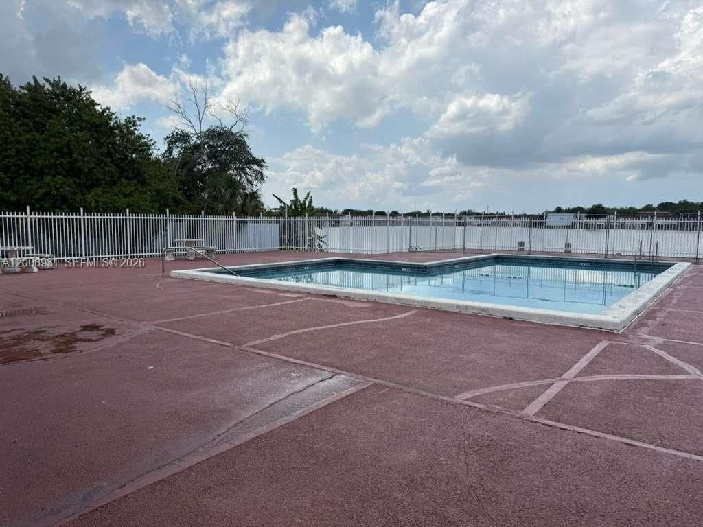 300 NW 107th Ave, Unit 103, Miami, FL 33172 Photo