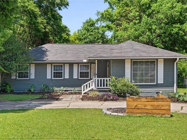 212 Valley Road , Chickasaw, AL 36611