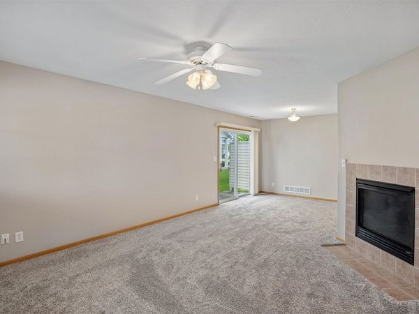 793 SE Willow Brook Drive, Waukee, IA 50263