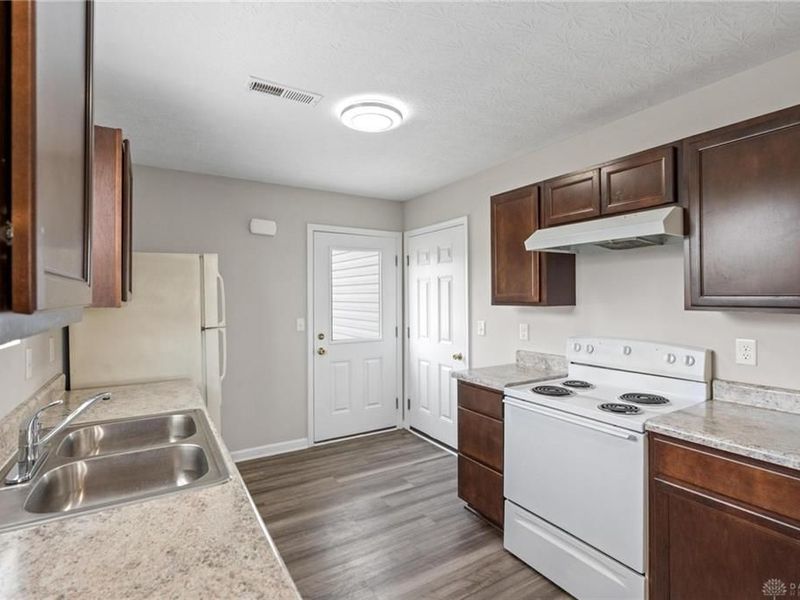 426 W Kemper Road, Springdale, OH 45246 Photo 16