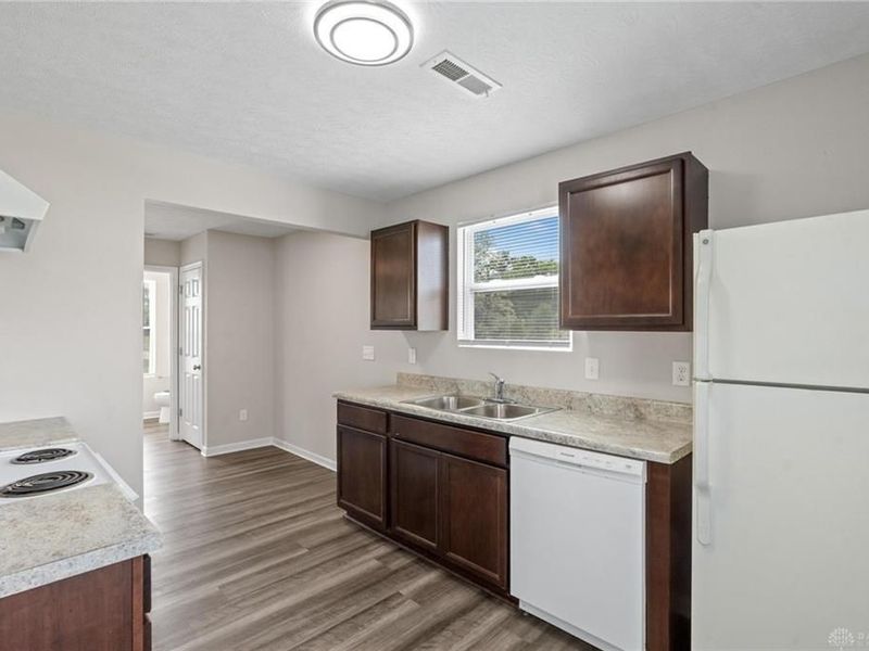 426 W Kemper Road, Springdale, OH 45246 Photo 18