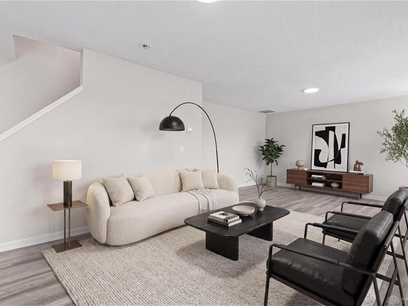 426 W Kemper Road, Springdale, OH 45246 Photo 2