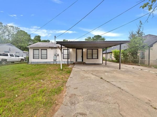 613 Cheyenne Road , Dallas, TX 75217