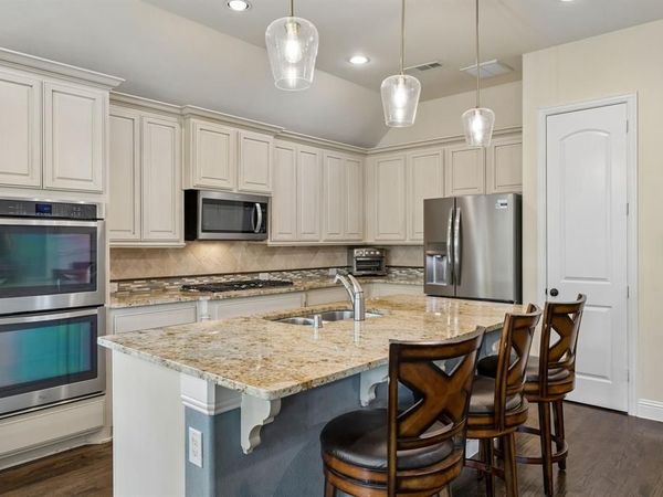 8218 Haltered Horse Lane, Frisco, TX 75036